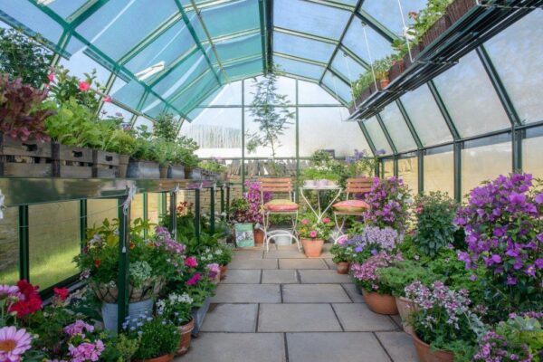 High-End Greenhouse Design Trends and Advanced Technologies